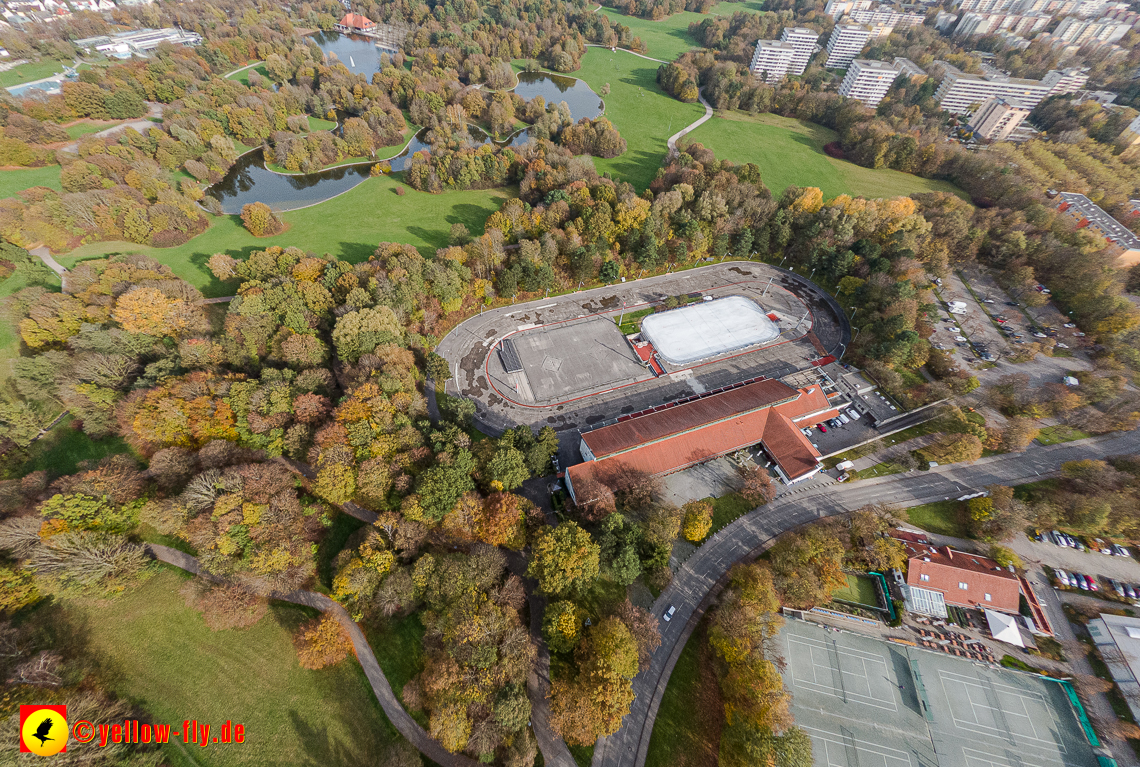 03.11.2022 -  Ostparksee mit Umgebung in Neuperlach